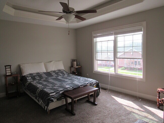 Building Photo - 3761 Deckard Dr