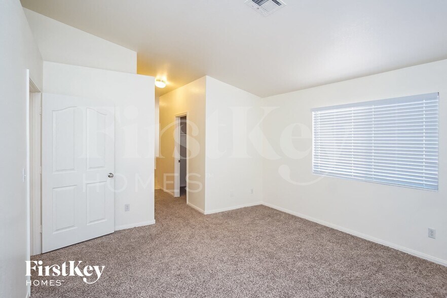 Building Photo - 3758 Tranquil Canyon Ct
