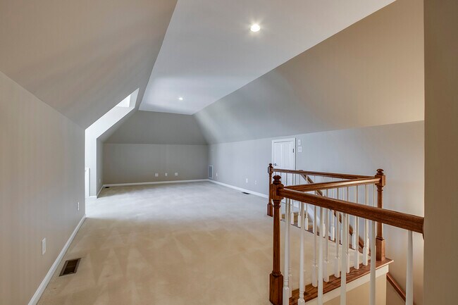 Building Photo - 209 Tooweka Trce
