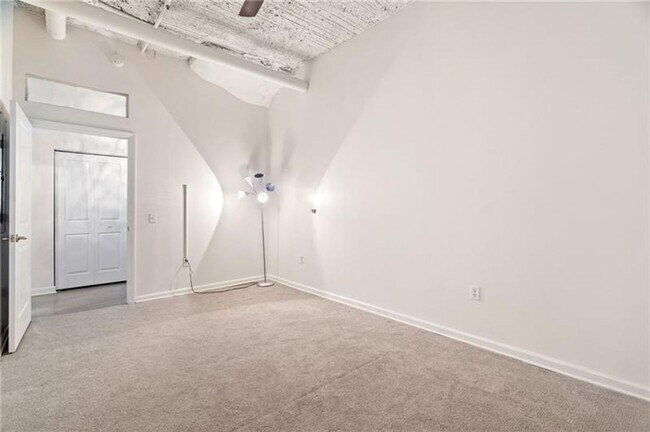 Building Photo - 2434 Smallman St