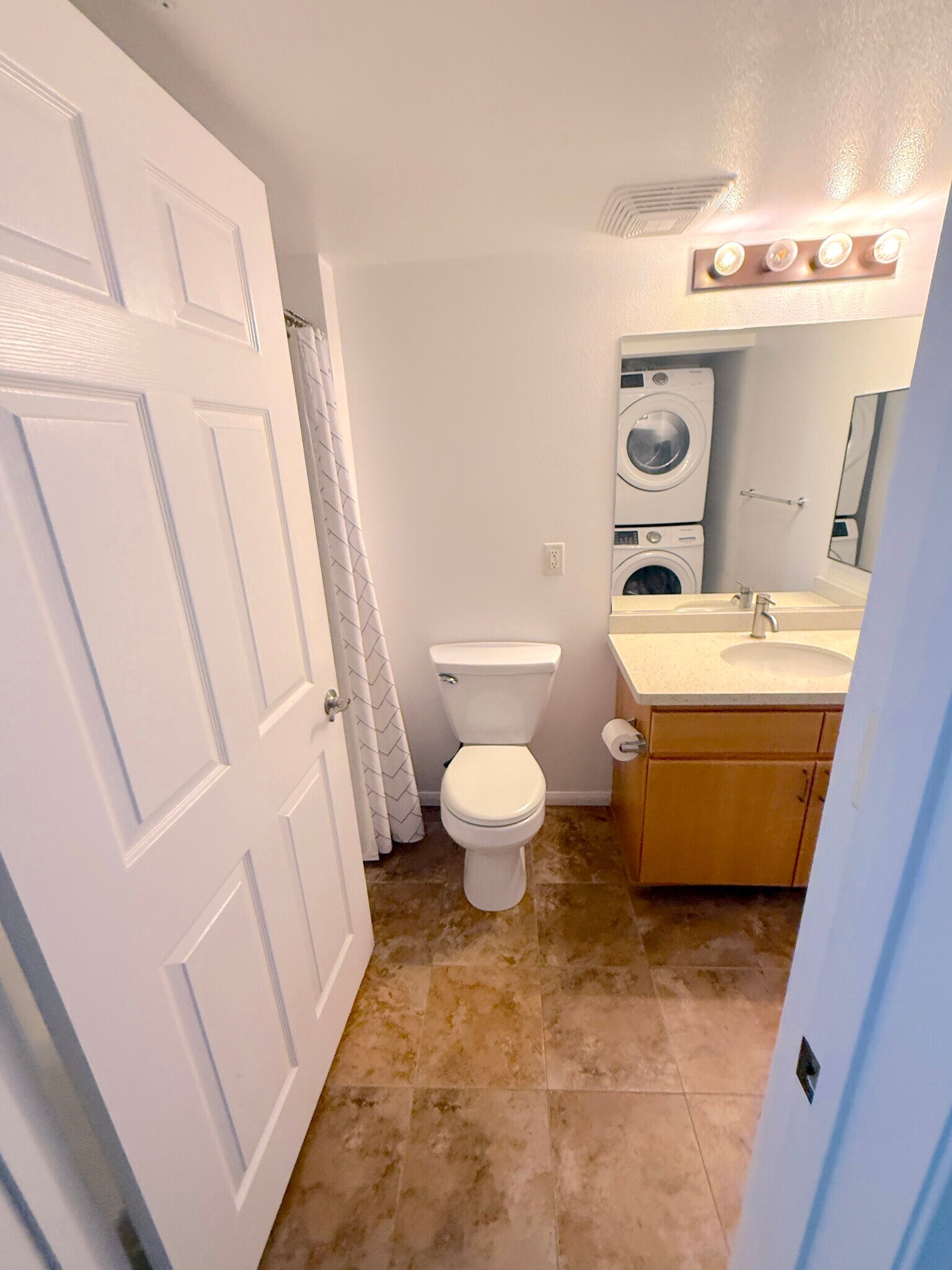 Building Photo - 1435 India St