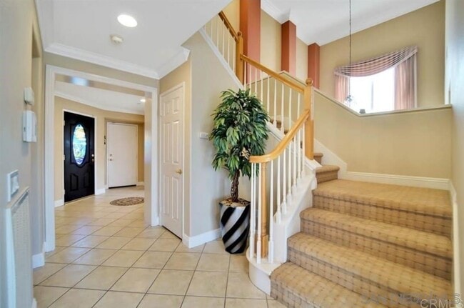 Building Photo - 10394 Valley Waters Dr