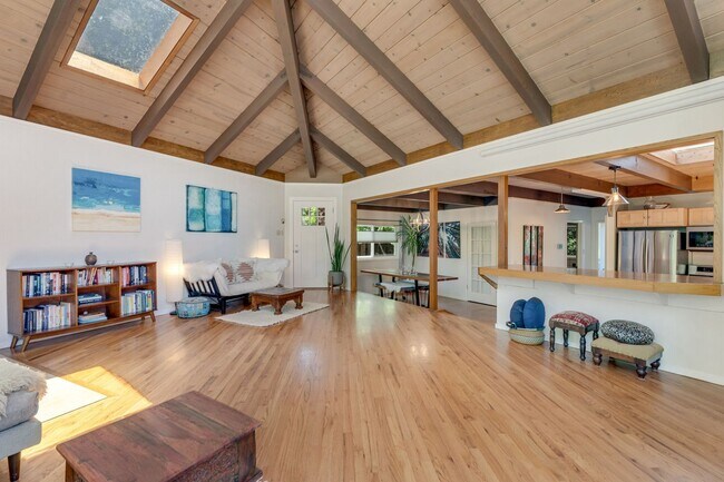 Building Photo - Boulder Creek Sanctuary!