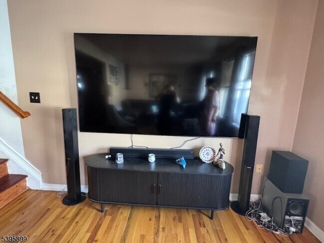 Building Photo - 55 Edmund St