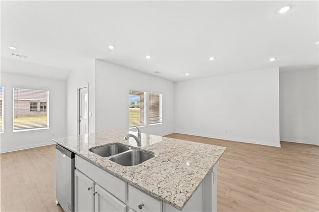 Building Photo - 3060 Laredo Ln