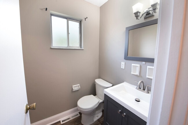 Building Photo - 5258 Kornwal Dr