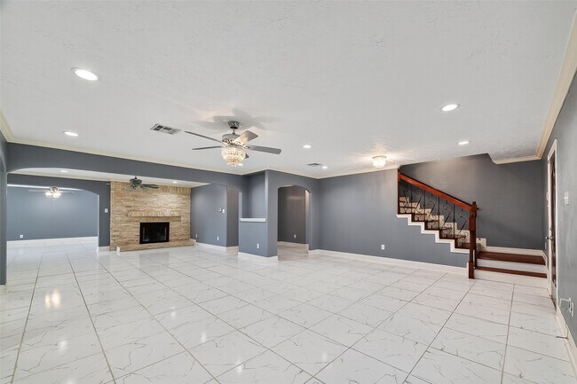 Building Photo - 4901 Burning Tree Dr