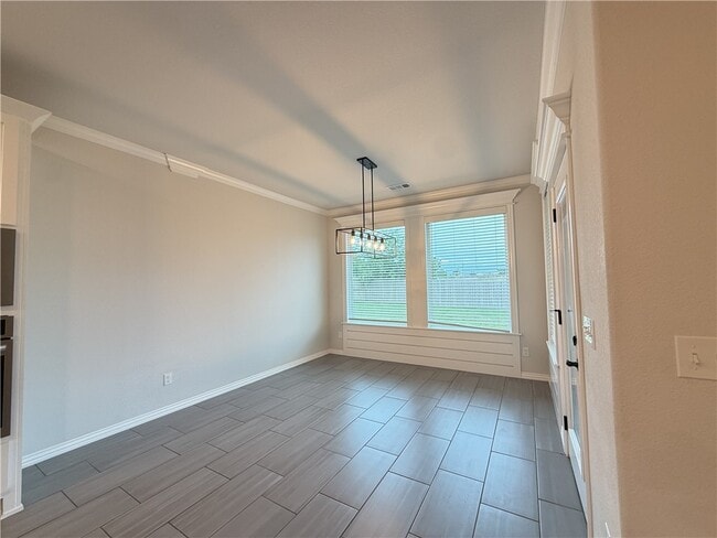 Building Photo - 805 Carlock Dr