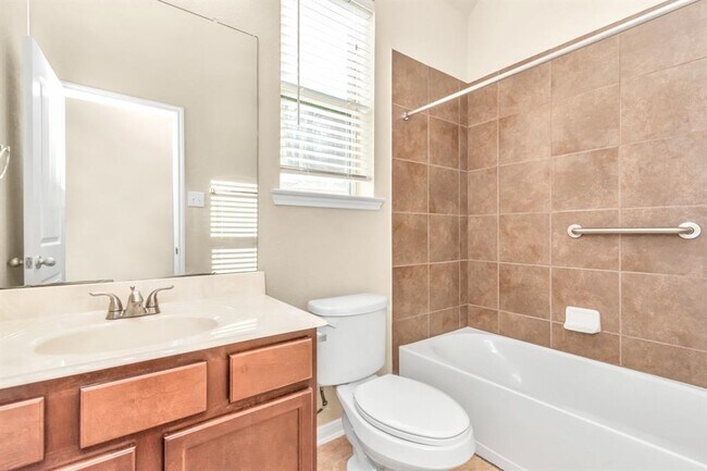 Building Photo - 9407 Vista Falls Ct