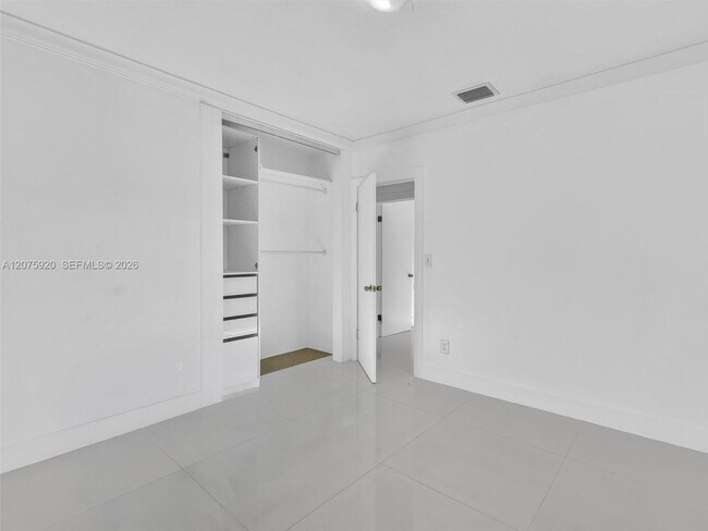 Building Photo - 1647 NE 146th St