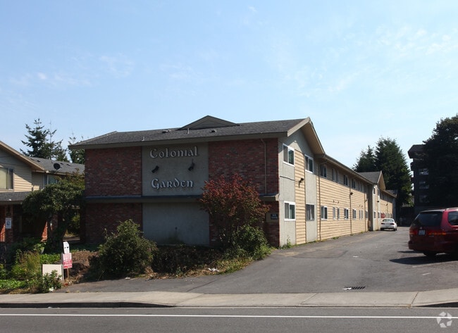 Colonial Garden Apartments - 3465 S 144th St Tukwila WA 98168