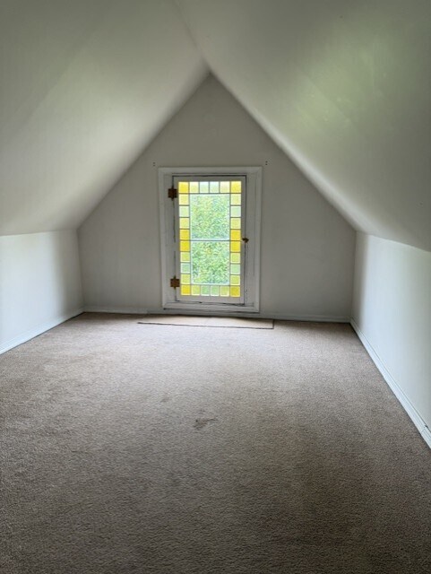 Building Photo - 125 E Whittier St