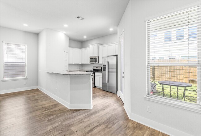 Building Photo - 4426 Ibiza Ln