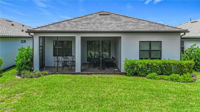Building Photo - 2126 Yellowfin Cir