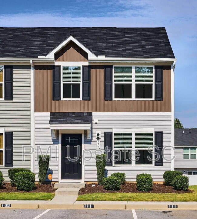 Primary Photo - 111 Fernside Ct