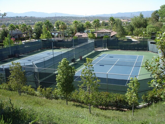 Building Photo - 55+ Community - Single Story 4 Bedroom Hom...