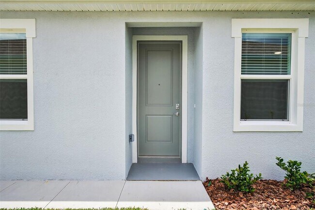 Building Photo - 31463 Paper Birch St