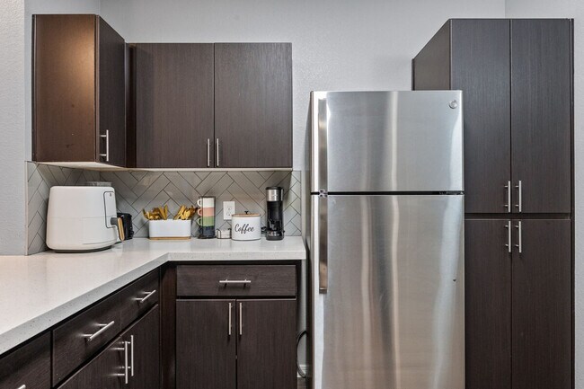 Building Photo - 2507 W Villa Rita Dr