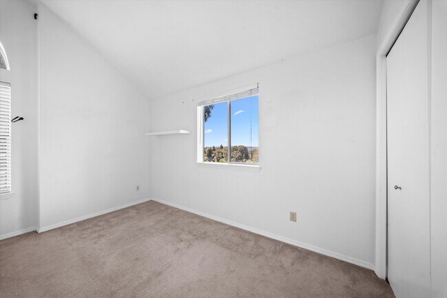Building Photo - 21610 95th Pl S