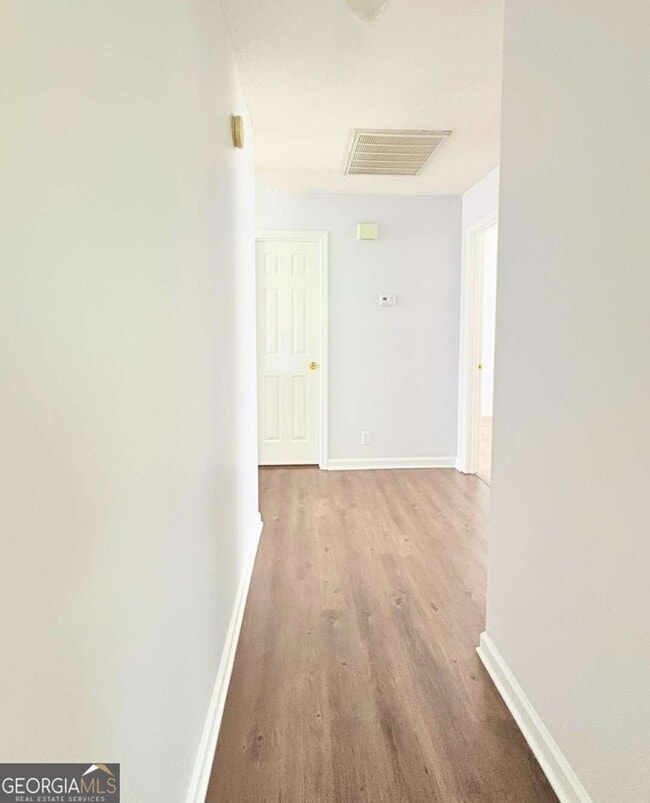 Building Photo - 120 Pleasant Breeze Way