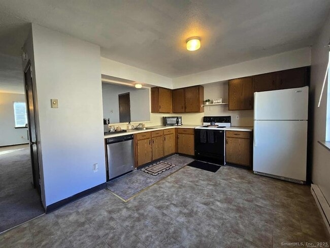 Building Photo - 921 Hamilton Ave