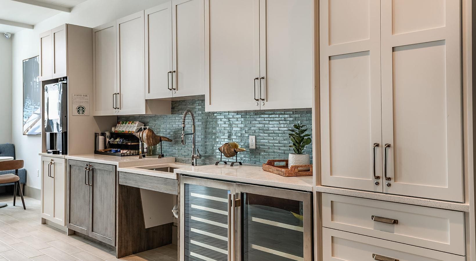 Building Photo - 1250 Marden Rd