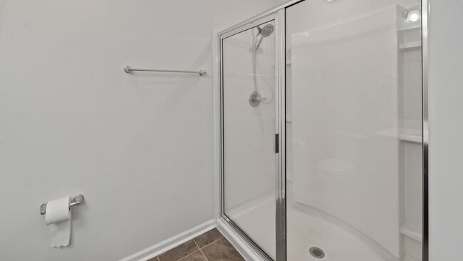 Building Photo - Stylish 3 Bedroom Home in in The Commons – Richmond Hill Living at Its Finest