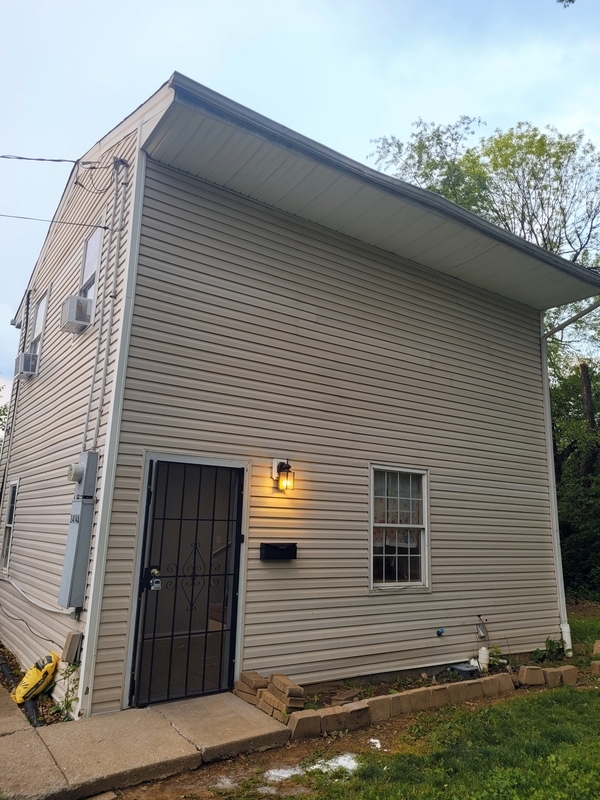 Primary Photo - 3414-A Sherrill Avenue