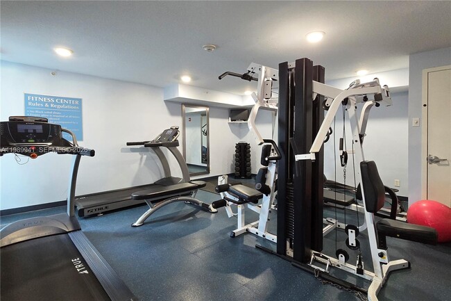 Building Photo - 7600 Collins Ave