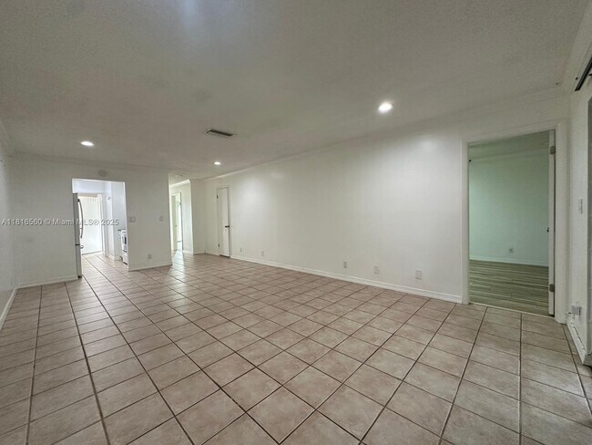 Building Photo - 2950 NW 106th Ave