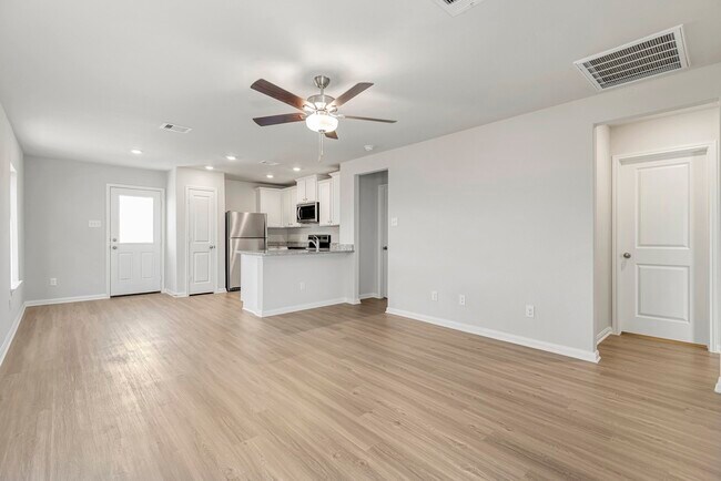 Building Photo - 8203 Blooming Meadow Ln