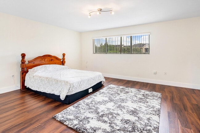 Building Photo - 9703 SW 142nd Ct