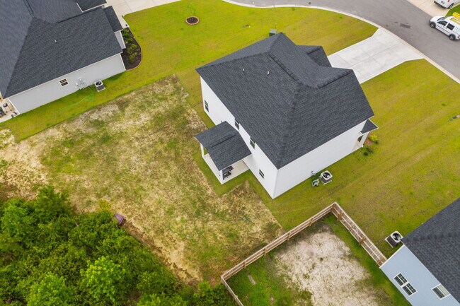 Building Photo - 603 Bonarva Ct