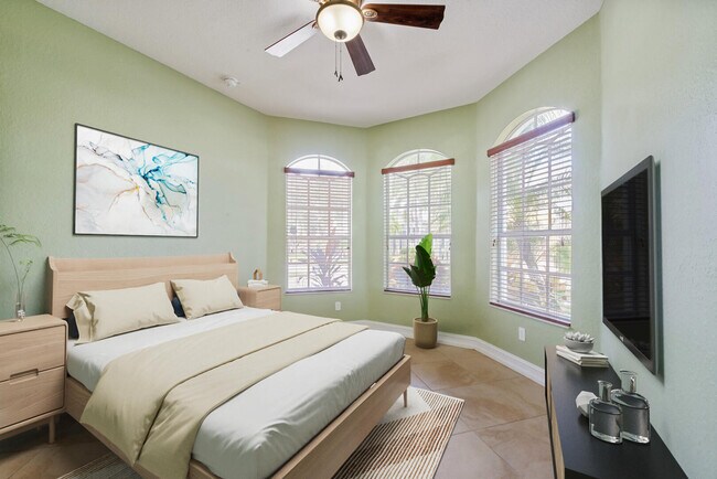 Building Photo - 8273 Emerald Winds Cir