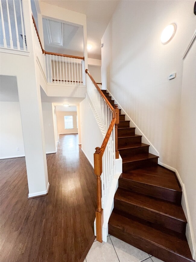 Building Photo - 5018 Juniper Walk Ln
