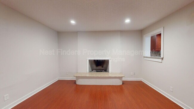 Building Photo - 11671 Shellfish Dr