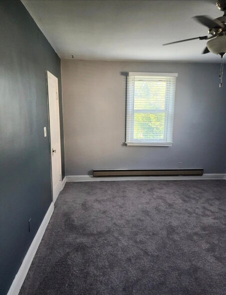 Building Photo - 1253 Circle Dr