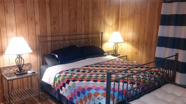 Building Photo - 104 County Rd 1296