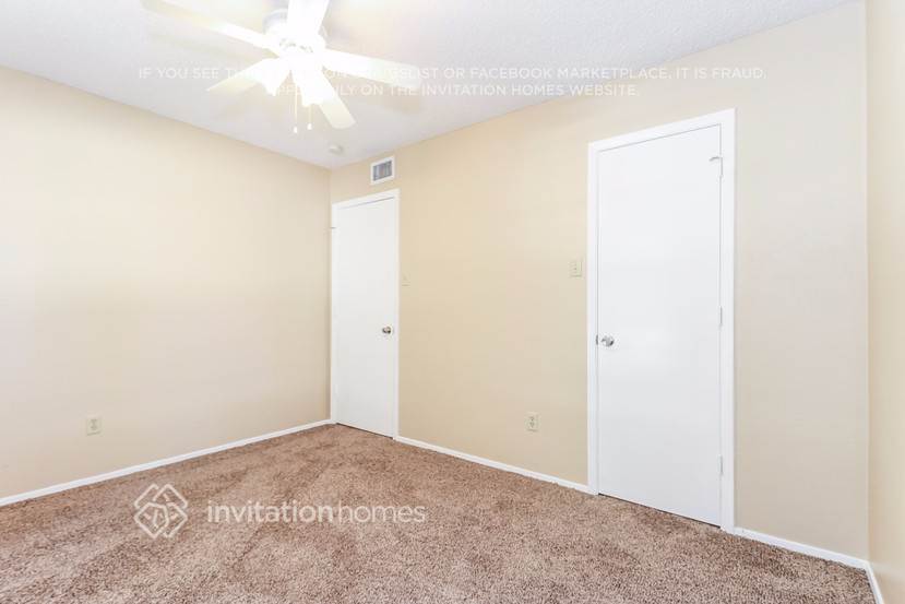 Building Photo - 3809 Wooddale Ct