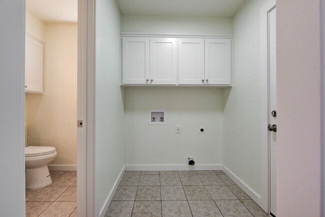 Building Photo - 8229 NW 115th St