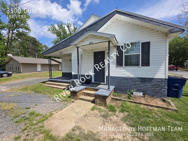 Primary Photo - 3500 Gum St