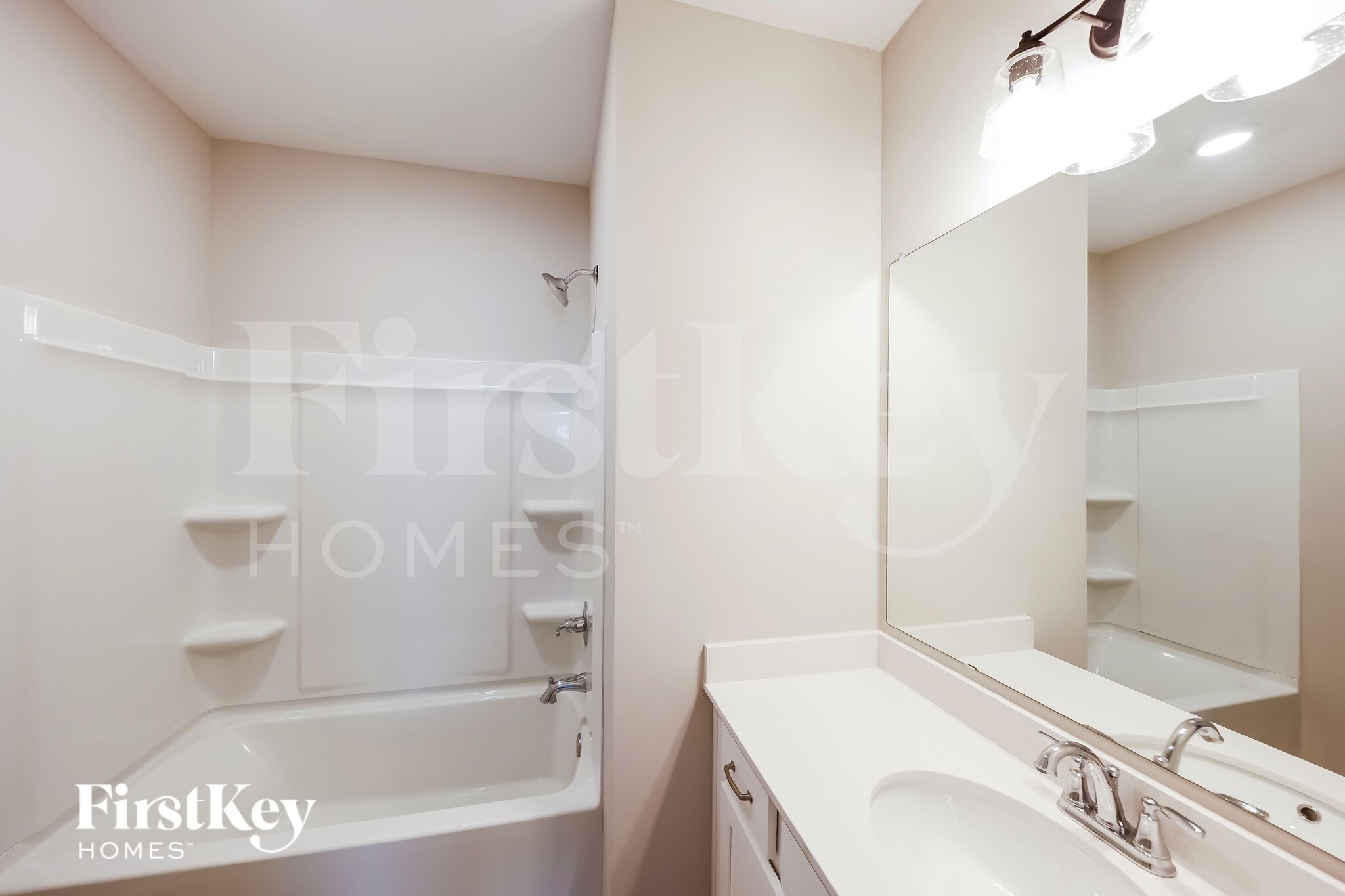 Building Photo - 141 Lakewood Ln