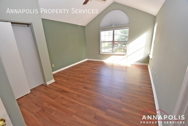 Building Photo - 962 Yachtsman Way