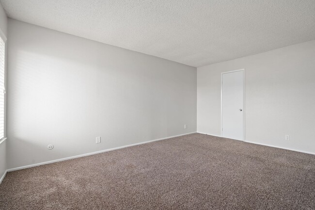 Building Photo - Fantastic 3-Bedroom Home in Prime Brea Loc...
