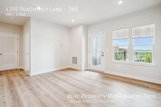 Building Photo - 4399 Peach Lily Ln