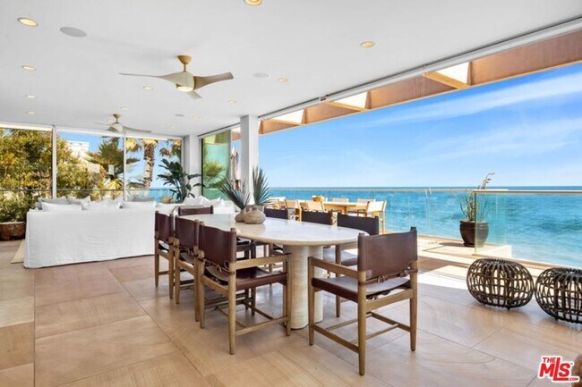 Building Photo - 25102 Malibu Rd