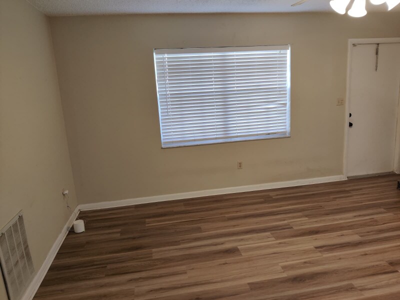 Building Photo - 5461 Placid Lakes Blvd