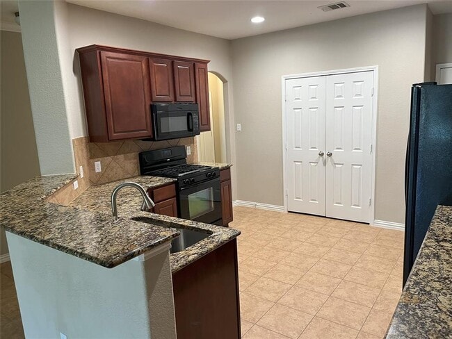 Building Photo - 2375 Garlic Creek Dr