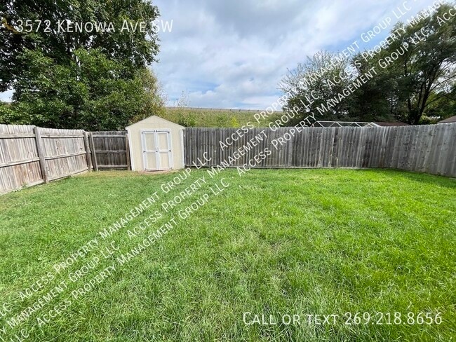 Building Photo - 3572 Kenowa Ave SW