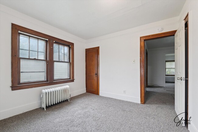 Building Photo - 24370 Fern Ave